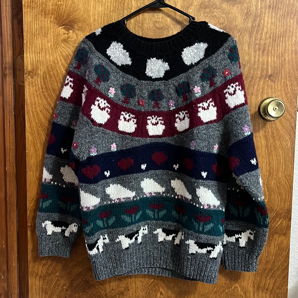Funky Farmland Shetland Wool sweater, size small